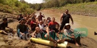 Korban Tenggelam Sungai Bagong Belum Ditemukan, Warga Terus Bantu Proses Pencarian