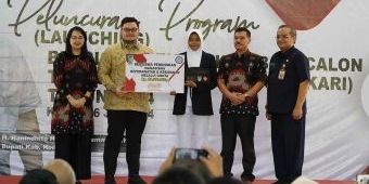 Launching Beasiswa Becak Kari, Bupati Kediri Wujudkan Mimpi Warganya Sekolah Ilmu Kesehatan Gratis