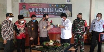 Plt Bupati dan Polres Nganjuk Launching Kampung Tangguh Bersih Narkoba di Desa Tanjungrejo