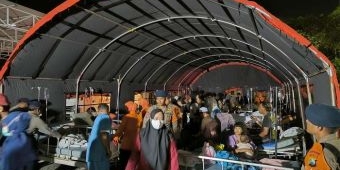 Tangani Gempa, Pj Gubernur Jatim Dirikan Tenda Darurat di RS Unair, Kirim TRC ke Bawean