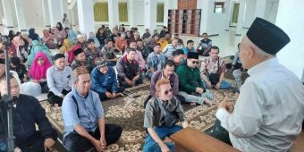 Kiai Asep Silaturahim dengan Penyandang Disabilitas, Doakan Gus Barra Jadi Bupati Mojokerto