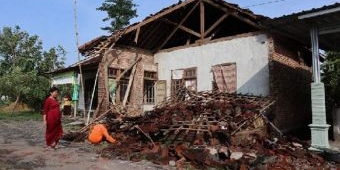 Puting Beliung Terjang Jombang, Lima Rumah Roboh 