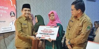 Serahkan Bansos ke Puluhan KPM, Wakil Wali Kota Pasuruan Minta Manfaatkan Sesuai Kebutuhan