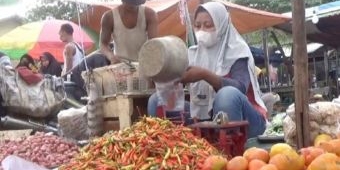 Siasati Harga Cabai yang Semakin 'Pedas', Pedagang di Jombang Lakukan ini