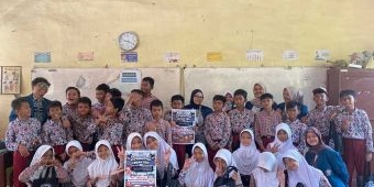 Mahasiswa KKN Undip Ajak Siswa SDN 01 Mayangan Cegah DBD dengan Jaga Kebersihan Lingkungan