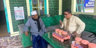 Ingin Pemimpin Terampil, KH Imron Anis: Bunda Indah Layak Didukung NU di Pilkada Lumajang