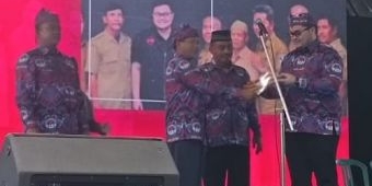 Dengar dan Siap Realisasikan Aspirasi PPDI Kediri, Bupati Dhito: Tolong Layani Masyarakat