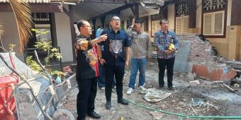 Pj Ali Kuncoro Tinjau Langsung Proyek Galeri Soekarno dan Rehab SDN Miji 2 Kota Mojokerto