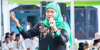 Mohon Doa Restu Maju Pilgub Jatim 2024, ​Khofifah Ajak Muslimat NU Jember Perbanyak Sedekah