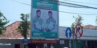 Billboard Paslon Moh Baqir-Taufadi Bertebaran Jelang Pilkada Pamekasan 2024