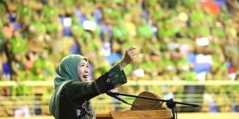 Maulid Nabi Bersama Puluhan Ribu Muslimat di Pasuruan, Khofifah Ajak Teladani Akhlaq Rasulullah