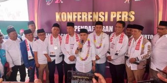 Diiringi Konvoi, Gus Barra-Rizal Octavian Daftar Pilbup Mojokerto ke KPU