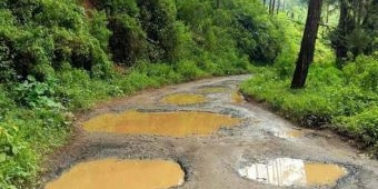 Netizen Keluhkan Kondisi Jalan di Ponorogo, Tagih Janji Bupati Ipong