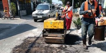 DPUBM Kabupaten Malang Lakukan Pemeliharaan Jalan Berlubang