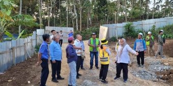 Perumda Tirta Kanjuruhan Terima Kunjungan Tim Monev Pembangunan Jaringan Perpipaan SPAM Kaligoro