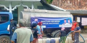 Lukman-Fauzan Bantu Masyarakat di Wilayah Terdampak Kekerinngan