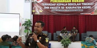 Tingkatkan Kesadaran Hukum, Kejari Kabupaten Kediri Gelar Jaksa Masuk Sekolah untuk Kepala SMK