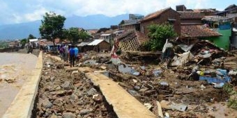 20 Orang Tewas, 14 Hilang di Bencana Banjir Garut, Pemkab Tuding Perhutani dan BKSDA Lalai