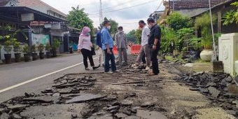 Komisi III DPRD Trenggalek Akhirnya Sidak Proyek Jalan Ngampon - Bendo