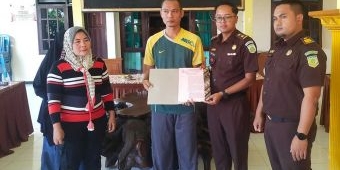 Melalui Restorative Justice, Dua Tersangka Penganiyaan dan Laka Lantas di Tuban Bebas