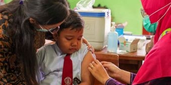 Tingkatkan Capaian Vaksinasi Anak Sekolah, Pemkot Kediri Jemput Bola Lakukan BIAS