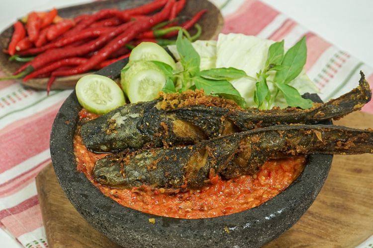 Cara Membuat Sambal Pecel Lele Lezat Dan Gurih Perhatikan Tipsnya