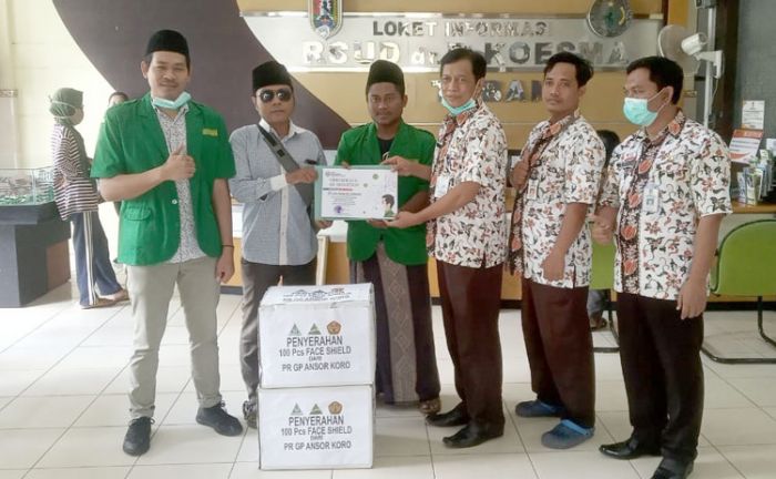 GP Ansor Ranting Koro Sumbang APD ke RSUD Tuban
