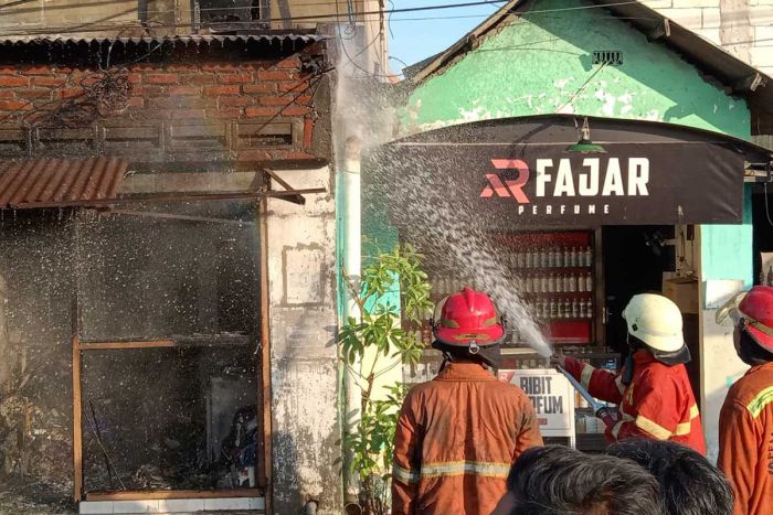 Rumah Usaha Laundry di Gedangan Sidoarjo Terbakar, Dua Balita dan Satu Lansia Terjebak