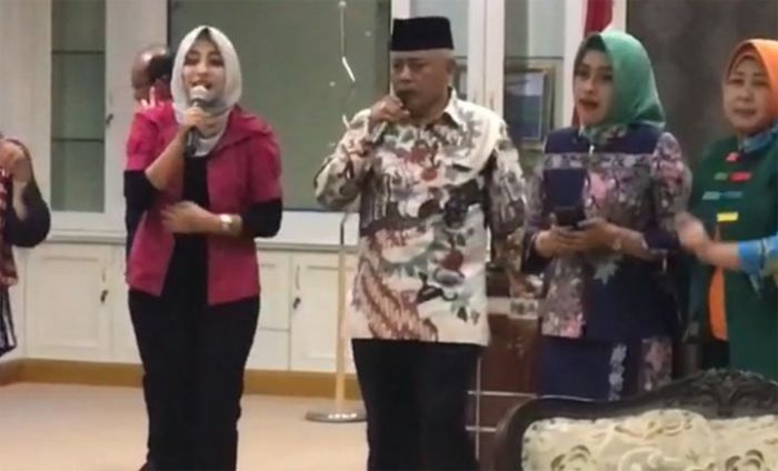 Viral Bupati Malang Karaoke dan Joget di Ruang Kerja Kantor Pemkab, Netizen: Astaghfirullahaladzim
