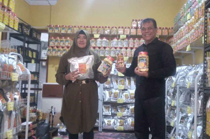 Keripik Buah Hasil Produksi Anggota DPRD Kota Batu Laris Manis