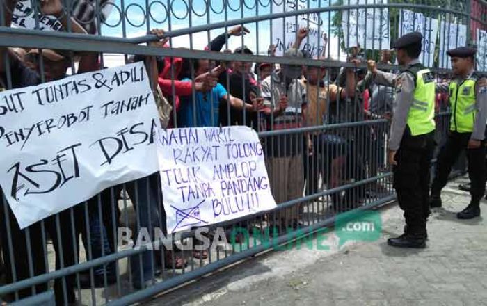 Aksi Demo Warnai Rapat Dengar Pendapat Pembangunan Pabrik Gula PT Rejoso Manis Indo