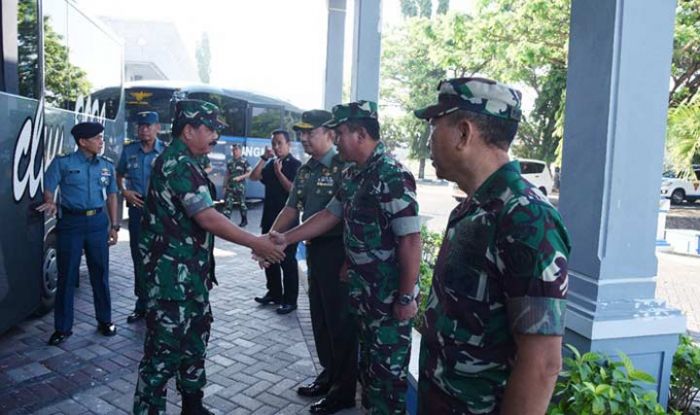 Wakili Pangkoarmada II, Kaskoarmada Lepas Keberangkatan Panglima TNI