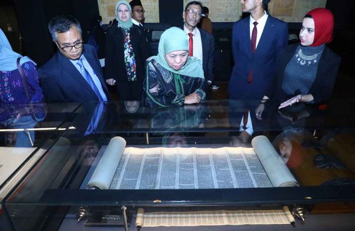 Gandeng Bibliotheca Alexandrina, Gubernur Khofifah Kenalkan Turots Karya Ulama Indonesia