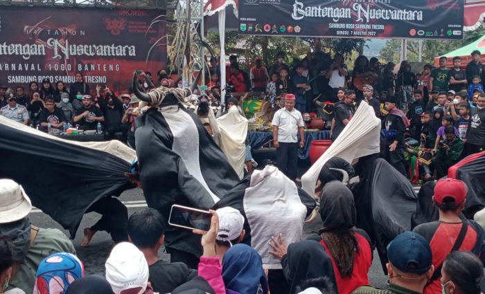Dihadiri Ribuan Penonton, Karnaval 1.000 Banteng di Kota Batu Berlangsung Meriah