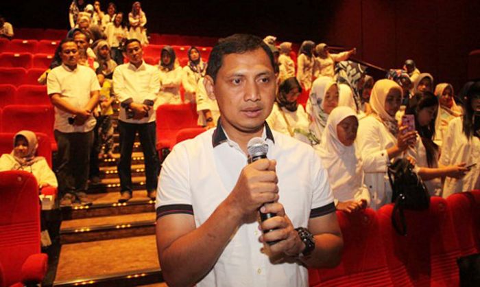 Polresta Sidoarjo dan Polres Bangkalan Nobar Film 
