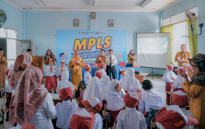 Pastikan Awal MPLS Lancar, Wakil Bupati Gresik Sidak ke Sejumlah Sekolah