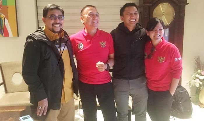 ​Mampir ke Rumah Machfud Arifin, Iwan Bule Diskusi Soal Sepak Bola Nasional
