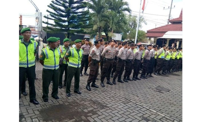 Antisipasi Gejolak Warga Dengko, Polres Malang dan Koramil Singosari Gelar Apel Bersama