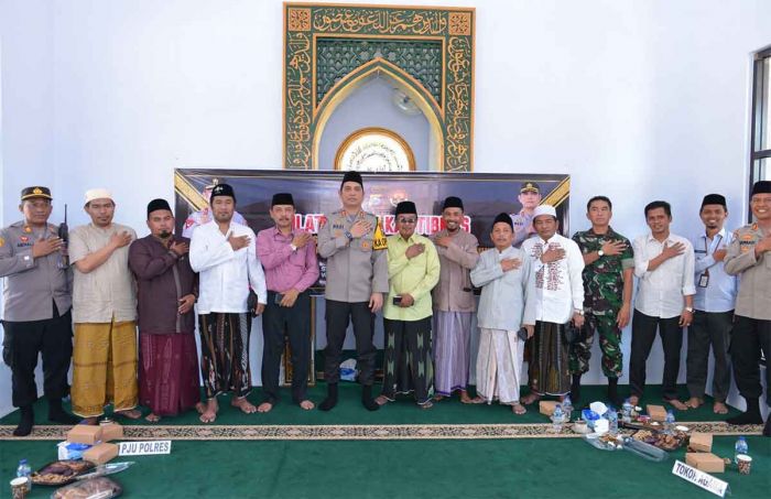 Silaturahim dengan Tokoh Besuki, Kapolres Situbondo Tegaskan Netralitas pada Pilkada 2024