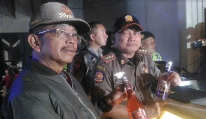​Tim Gabungan Razia Miras di Kota Malang