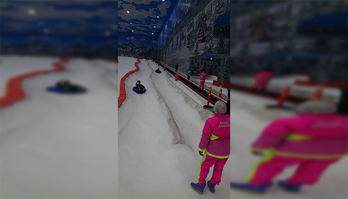 Trans Snow World Surabaya Dibuka, Targetkan 3.000 Pengunjung per Hari