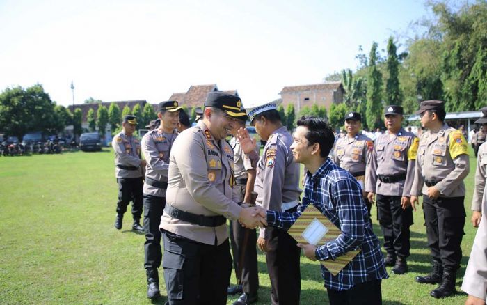 Dukung Program POLRI, Kapolres Madiun Apresiasi Anggota dan Pemuda yang Berprestasi