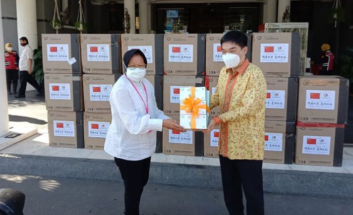 ​Pemkot Surabaya Terima Bantuan 40.000 Masker dari Guangzhou China