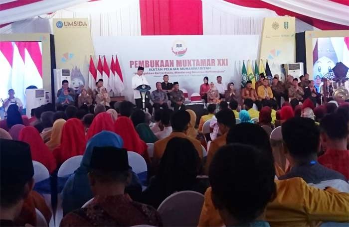 Buka Muktamar ke XXI IPM, Jokowi Yakin Pemuda Indonesia Mampu Bersaing dengan Negara Lain