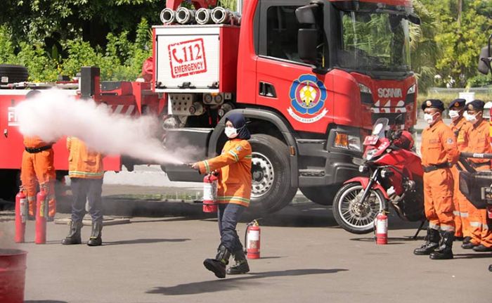 Dinas PMK Kota Surabaya Gelar Simulasi Mitigasi Bencana Kebakaran