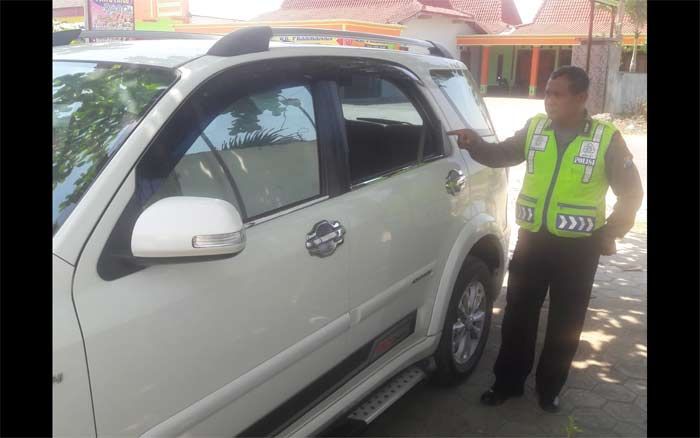 Aksi Pencuri dengan Pecah Kaca Mobil Terjadi di Ngawi, Korbannya Polisi