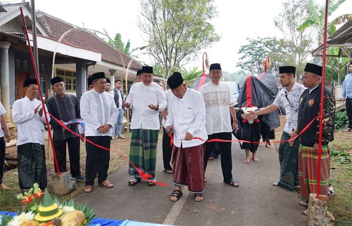 Bupati Malang Resmikan Jalan Desa Babakan Sepanjang 500 Meter