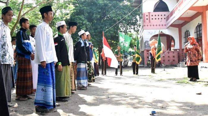 Peringati HSN, IPNU-IPPNU Jombang Jalan Kaki Puluhan Kilometer Napak Tilas ke Makam Pendiri NU