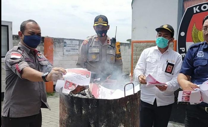 Distribusi Selesai, KPU Kota Blitar Musnahkan 559 Surat Suara Rusak