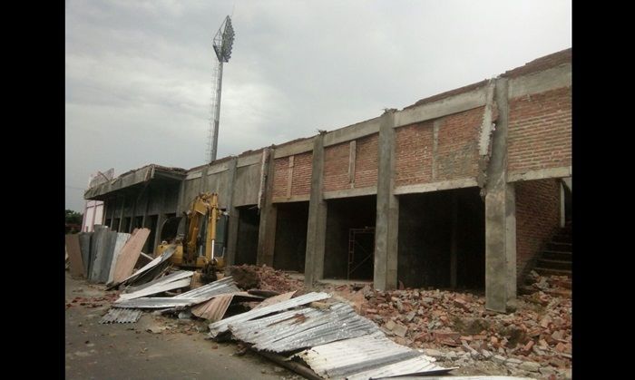 Pembangunan Dihentikan, Polres Blitar Selidiki Penyebab Ambruknya Proyek Stadion Soeprijadi 